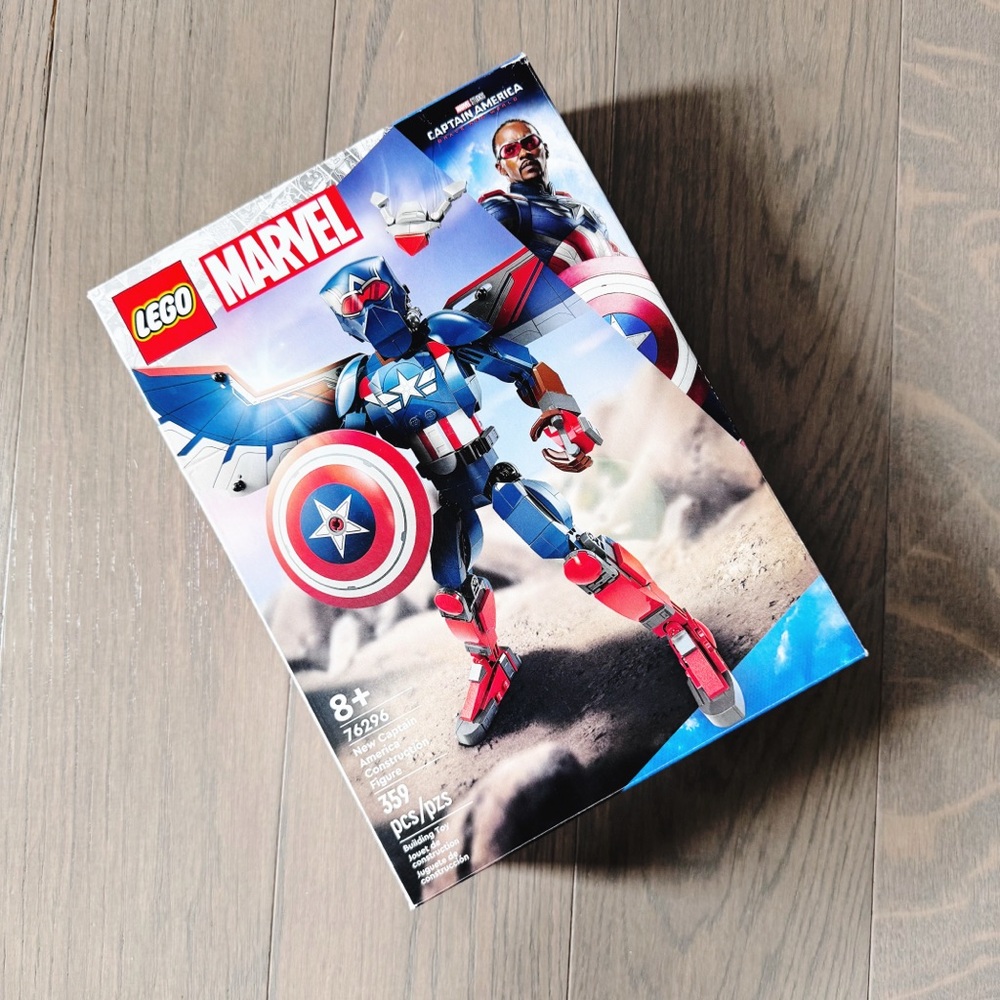 LEGO® Marvel Super Heroes New Captain America Construction Figure 76296 - Picture 1 of 2